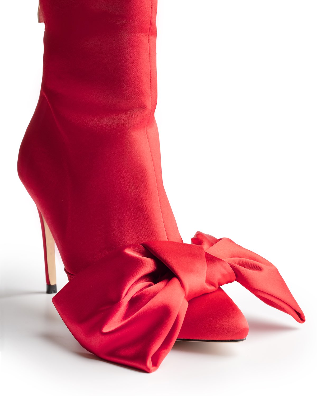 ICCONIC BOOT RED SATIN