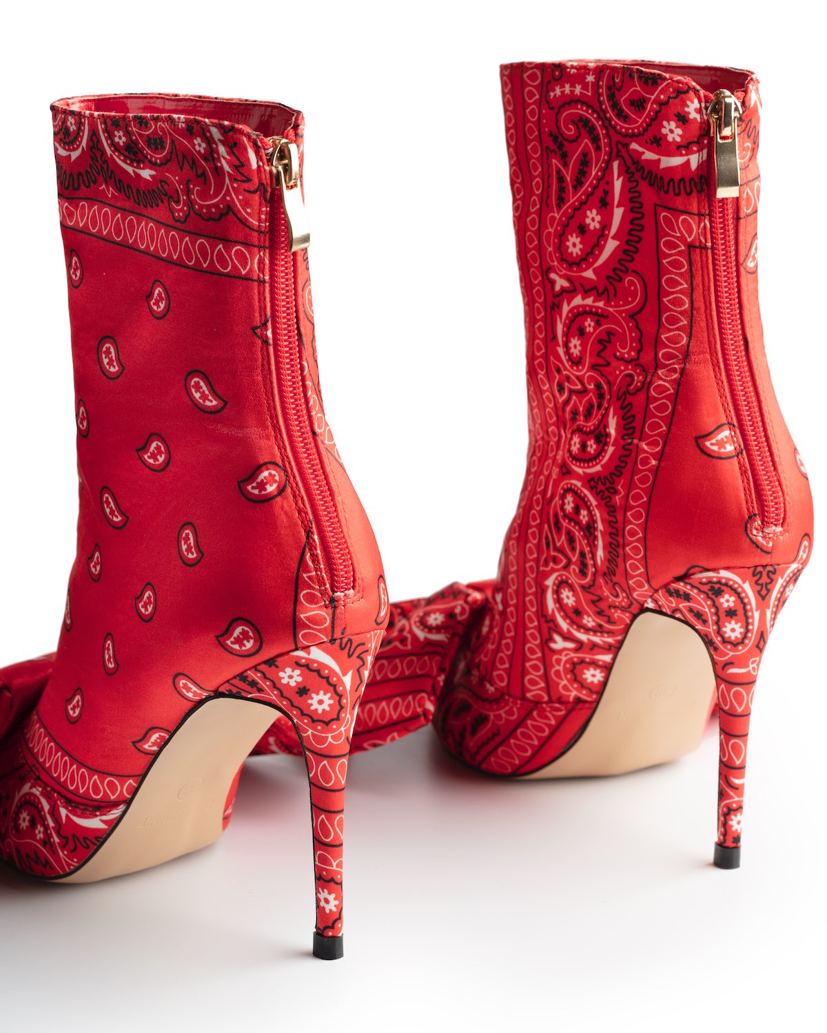 ICONIC BOOT PAISLEY SATIN