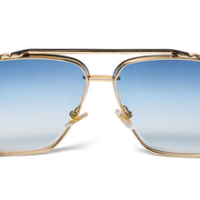 The Boss Aviator – Blue Gradient Luxe