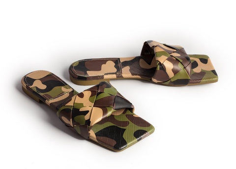 QUILTED SLIDES CAMO